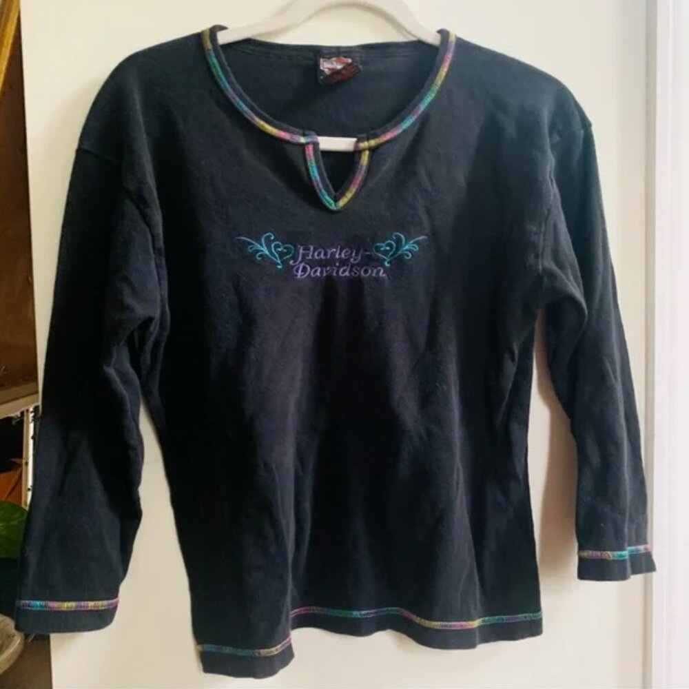 Vintage Harley Davidson Rainbow Embroidered Keyhole Cropped Tee